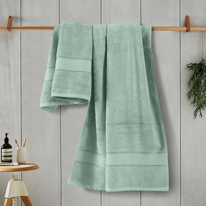 Bath Towel (Set of 1)